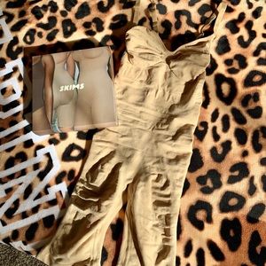 SKIMS Bodysuit